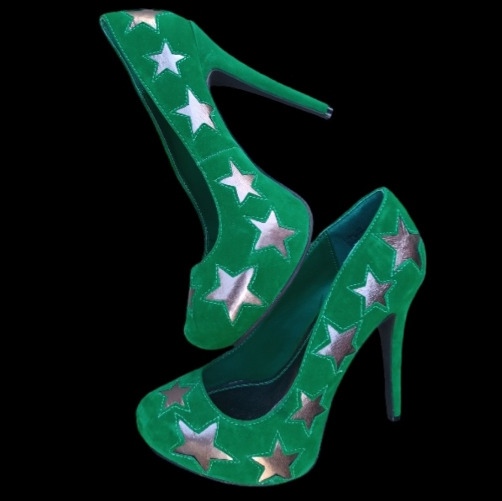 Viral 68 green star heels